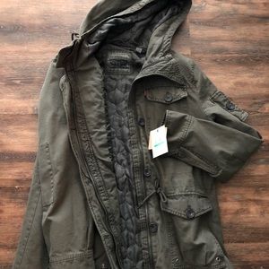 Levi’s Women’s Coat brand new